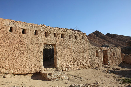 突尼斯撒哈拉边境的Chebika山区绿洲的废墟结石太阳悬崖图片