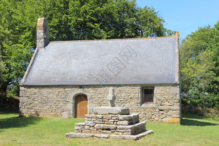 遗产圣贡维尔教堂外门及其在Landunvez的户外图片