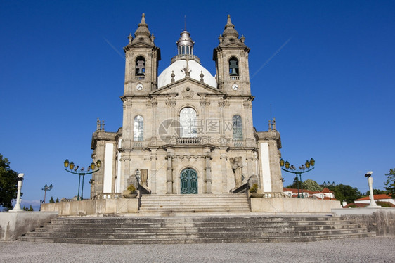 晴天颜色葡萄牙布拉加萨米罗Sameiro保护区旅游图片