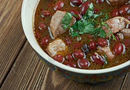 Gomgush亚美尼传统餐汤炖白色的豆子背景图片