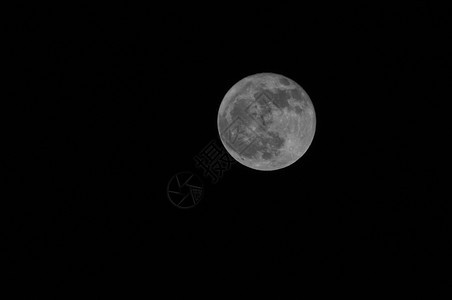 幻想天空2013年月7日美丽满月明亮的图片