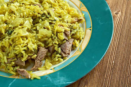 快速地波洛韭葱KalamPolow肉和有波斯语或卷心菜的米饭图片