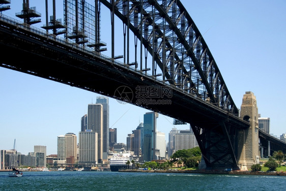 著名的港桥横跨澳大利亚悉尼的港口大桥威尔士船地标图片