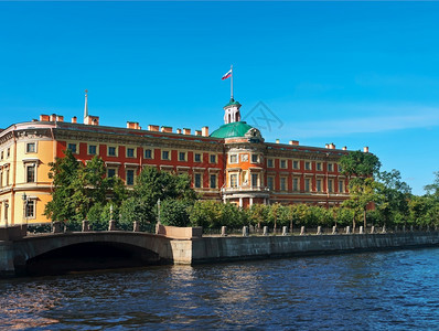 建筑学圣彼得堡5月Mojka街古老历史建筑桥的图片