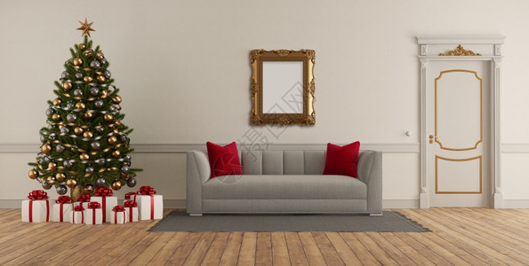 国民红色的金古典式客厅有圣诞树优雅沙发和闭门3D与圣诞树一起提供经典式客厅图片