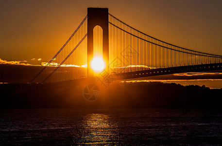水岭纽约韦拉扎诺大桥日落纽约克图片
