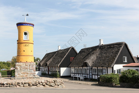 夏天茅草丹麦语萨姆索岛诺比的钟楼塔图片