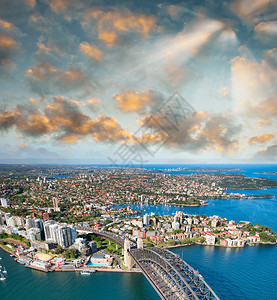 夏天海澳大利亚城市标志悉尼港桥的空中观测澳大利亚水图片