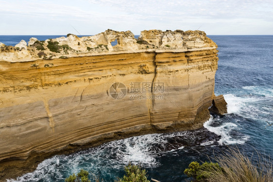 海岸线田园诗般的墙12位使者Razorback岩石堆景澳大利亚维多图片