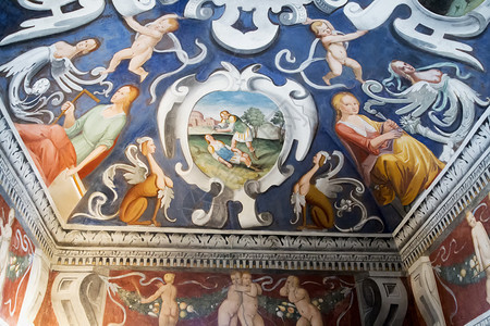 2018年3月5日MASINOITALYFresco在意大利皮埃蒙特的十八世纪马西诺城堡屋顶上天花板宗教主图片