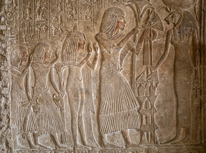 考古学寺庙法老埃及神墙壁上的象形文字图画和绘图片