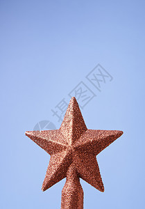 季节第一的圣诞树上明星装饰庆典和幸福的详情闪发光的图片