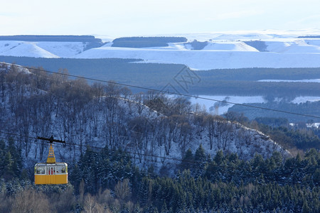 雪俄罗斯北高加索Kislovodsk俄罗斯克萨北高加索电缆滑雪图片