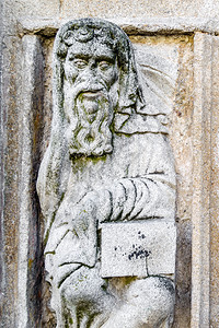 建筑细节西班牙圣地亚哥的孔波斯特拉大教堂外墙纪念碑宗教的雕像图片