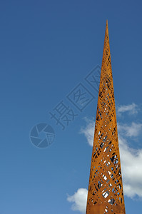 沃尔夫冈标志有权联合王国Gloucester码头题为蜡烛的新雕塑图片