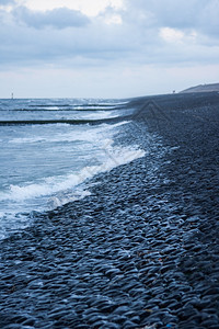 低的蚌海与荷兰断裂水相交合底部图片
