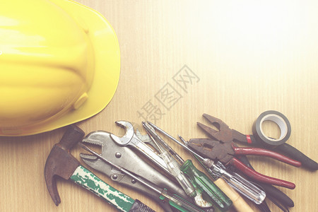 职业工匠手维修和建筑工具设备用于修理和建造图片