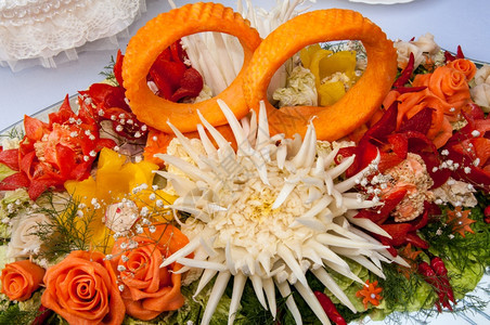花厨房雕刻是切割蔬菜和水果的艺术有创造力图片
