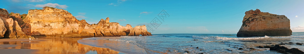 葡萄牙阿尔加维沃praiaTresIrmaos的全景观冲浪伊尔茂图片