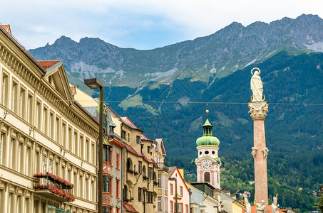 颜色奥地利因斯布鲁克典型的蒂罗兰建筑尔景观图片