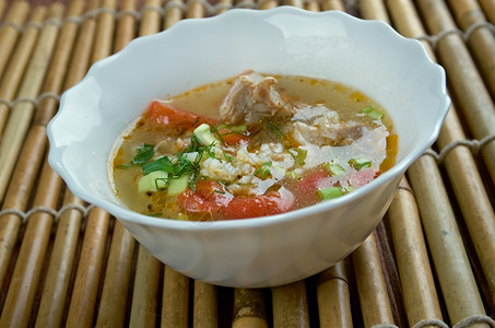 煮饭猪肉或潮湿的泰国风格筷子煮沸美味的图片