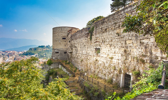 意大利布雷斯西亚伦巴迪城堡旅行布雷西亚迪诺图片