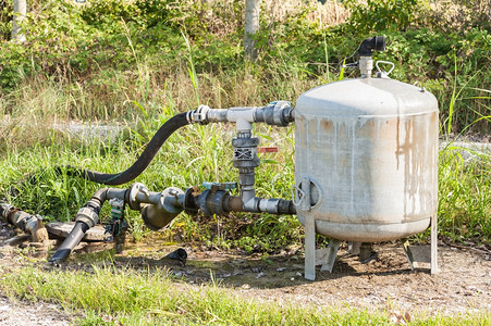 为了户外环境农业灌溉用水抽系统配有扩油罐的农用灌溉水抽系统图片