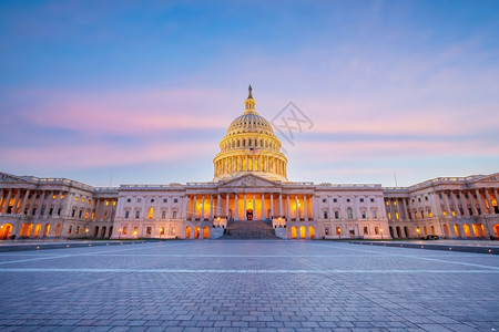 美国在华盛顿的会大厦日落时美华州盛顿特区的地标旅行联合正面图片