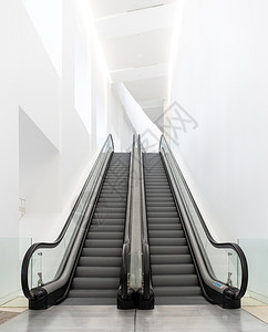里面奢华室内建筑上现代豪华自动扶梯机速度图片
