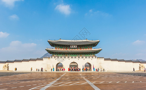 汉城南韩有蓝天的庆博京贡宫殿南朝鲜有蓝天的青亚洲人旅行图片