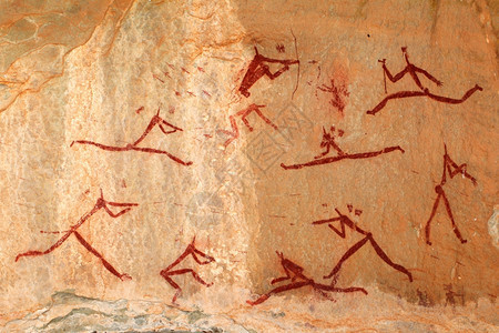 结石男人洞穴Bushmensan描绘人类物的岩石绘画Drakensberg山脉南非xD图片
