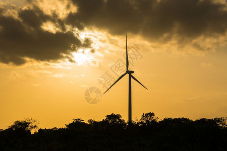 大型风力涡轮机在日落时产生电能农场气活力图片