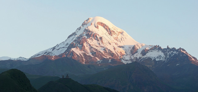 旅行风景户外一天亮的光芒卡兹贝克山高加索脉佐治亚欧洲图片