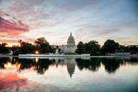 直流城市美国人日出时位于华盛顿特区的美国会大楼首都图片