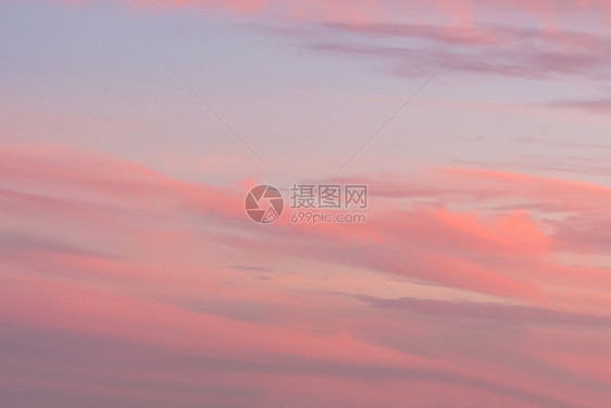 天气夜晚景观色彩多的日落天空背景有云图片