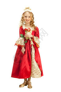 红玫瑰公主的豪华盛宴中美丽的小女孩她准备参加万圣节或日王冠服装准备好图片