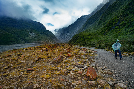 冰川场景FranzJosef是新西兰海岸南地最受欢迎的旅游目地之一校对FrenzJosef了这是新泽西海岸南地最受欢迎的旅游目地图片