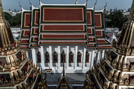 佛泰国曼谷2019年月23日至9对Ratchanaddaram寺庙外的Prasart金属宫的对称视图惊人美丽图片