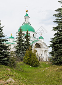 俄罗斯帕索雅科夫列斯基修道院古老的著名绿色图片