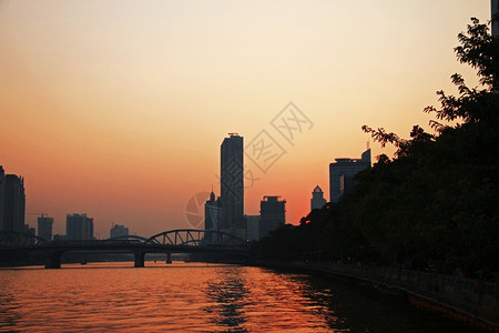 自然在广州珍珠河上日落夏季傍晚亚洲上图片