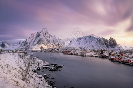 海岸冬季挪威罗弗敦群岛雷讷村冬季北罗布图片