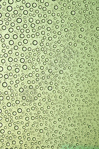 液体充满活力绿色水质的气泡图片