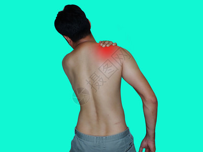 背部压力一个肩疼痛的男人蓝底色背景白种人图片