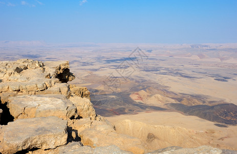 沙漠山MakhteshRamon以色列独有的弹坑户外图片