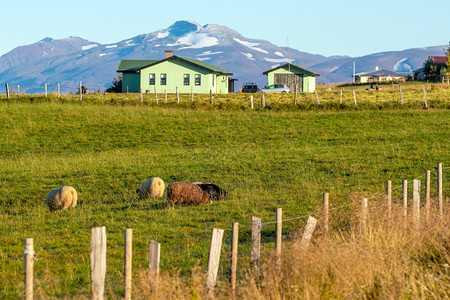 地标级联冰岛美丽的风景冰岛自然观著名的旅游景点和荒野图片