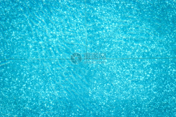 蓝游泳池水和反射摘要顶视图热带闪亮的有质感图片