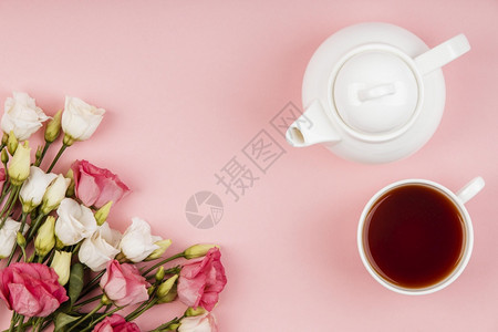 人们盒子质量美花与茶壶高清晰度照片顶端观光美玫瑰与茶壶优质照片华丽彩花与茶壶图片
