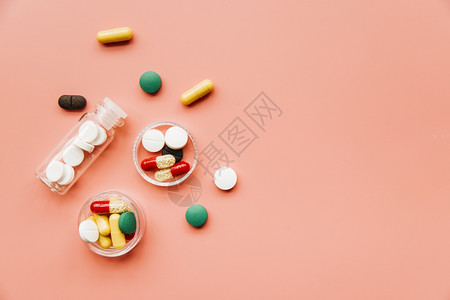 各式各样的药物背景图片