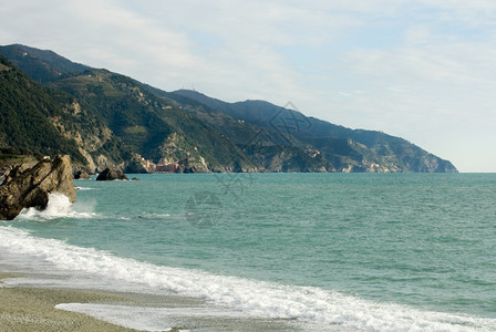 欧洲从意大利辛克地球社蒙特罗索捕捉的地中海岸线景象图绿松石五渔村背景图片