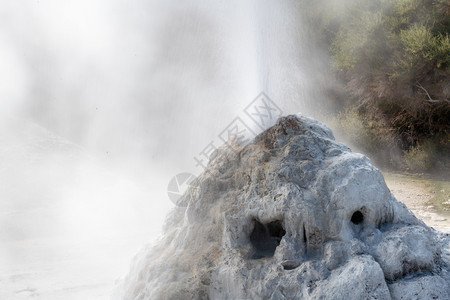 岛诺克斯盖泽夫人喷发新西兰WaiOTapu火山喷泉图片